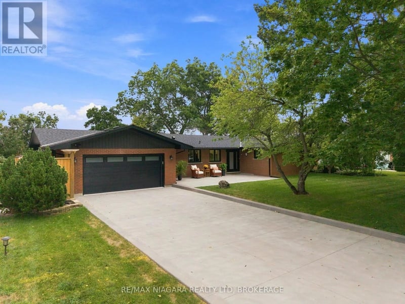 38 Royal Henley Boulevard, St. Catharines (Martindale Pond), Ontario, L2N4S1, St. Catharines (Martindale Pond), Ontario — photo 1 of 5