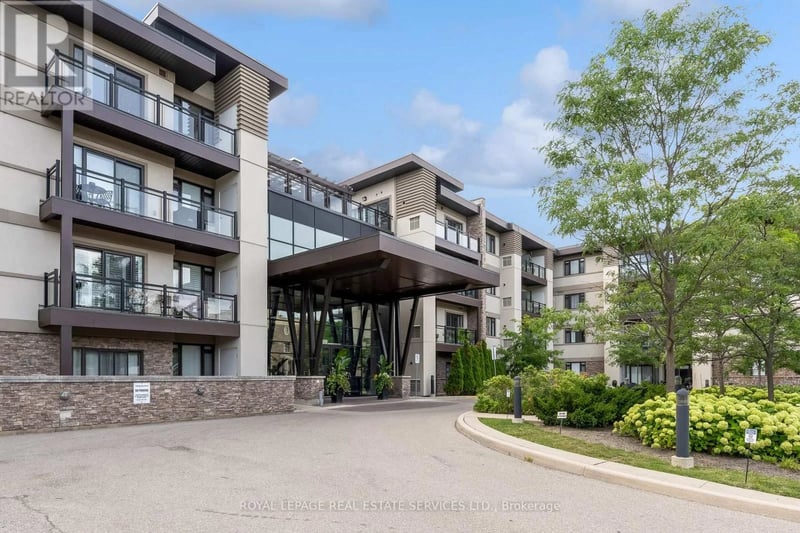 #203 128 Garden Drive, Oakville (CO Central), Ontario, L6K0H7, Oakville (CO Central), Ontario — photo 1 of 5