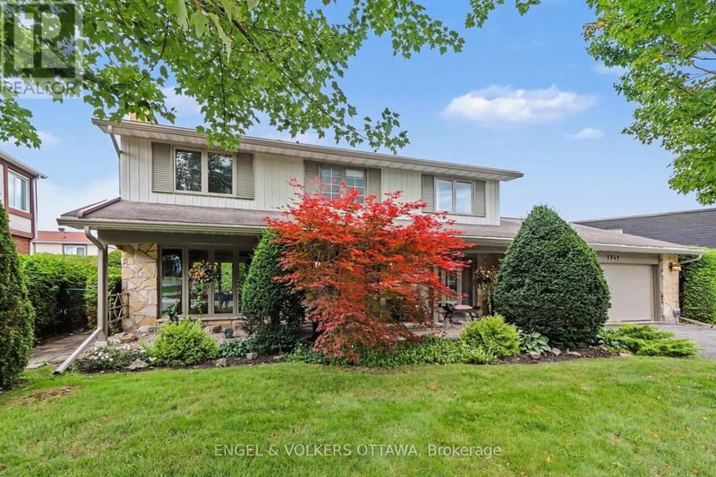 1941 Naskapi Drive, Ottawa, Ontario, K1J8L4, Ottawa, Ontario — photo 1 of 5