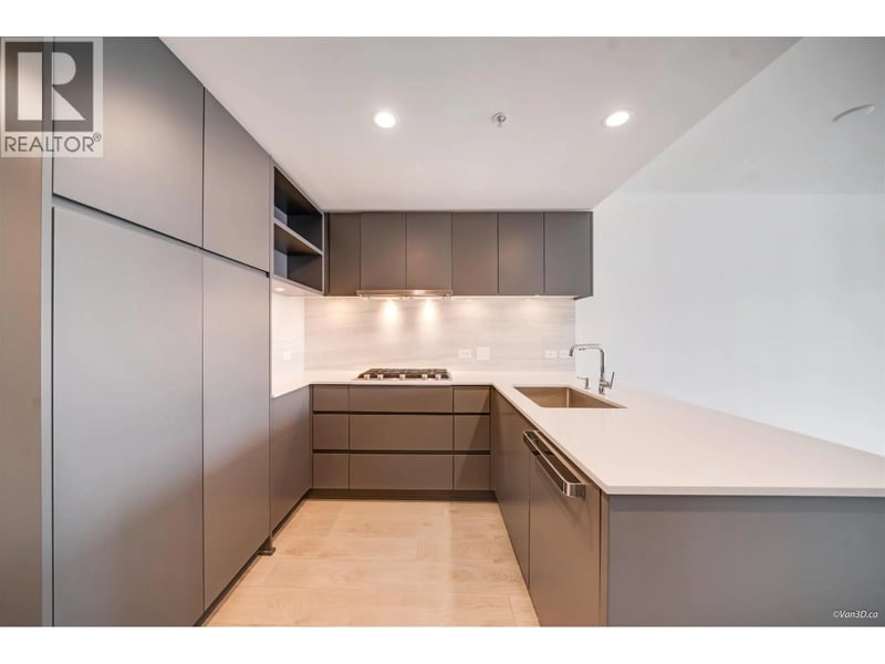 #1801 450 WESTVIEW Street, Coquitlam, British Columbia, V3K0G3, Coquitlam, British Columbia — photo 1 of 5