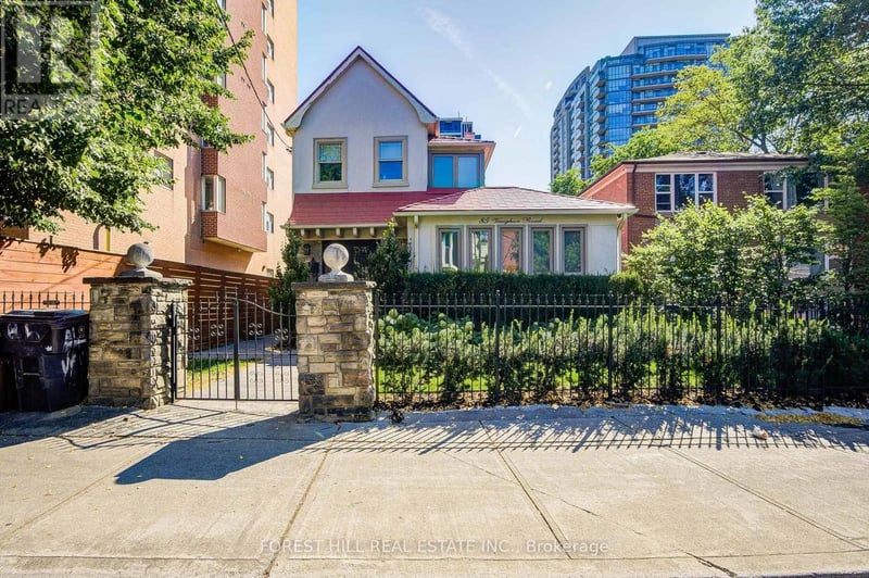 #5 85 Vaughan Road, Toronto (Humewood-Cedarvale), Ontario, M6C2L9, Toronto (Humewood-Cedarvale), Ontario — photo 1 of 5