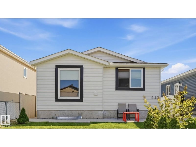 493 KIRKNESS RD NW, Edmonton, Alberta, T5Y2J1, Edmonton, Alberta — photo 1 of 5