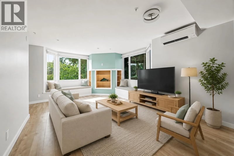 122 LAKEWOOD Drive, Vancouver, British Columbia, V5L4L3, Vancouver, British Columbia — photo 1 of 5