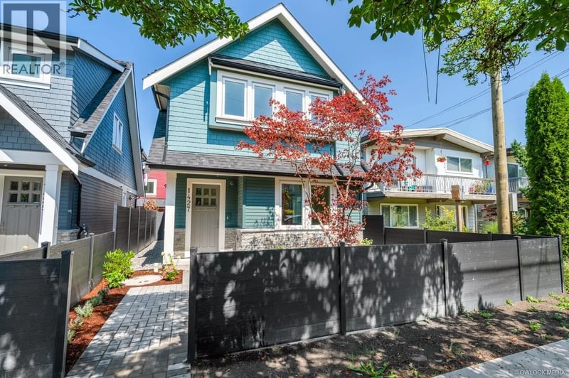 1427 27TH Avenue, Vancouver, British Columbia, V5N2W6, Vancouver, British Columbia — photo 1 of 5
