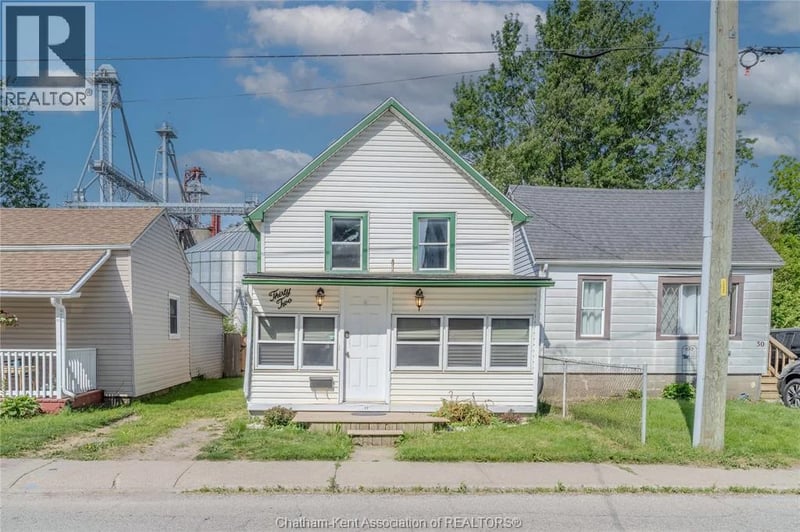 32 Degge Street, Chatham, Ontario, N7M4X2, Chatham, Ontario — photo 1 of 5