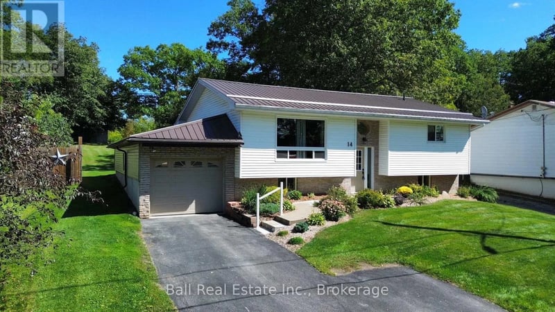 14 Thomas Street, Marmora and Lake (Marmora Ward), Ontario, K0K2M0, Marmora and Lake (Marmora Ward), Ontario — photo 1 of 5