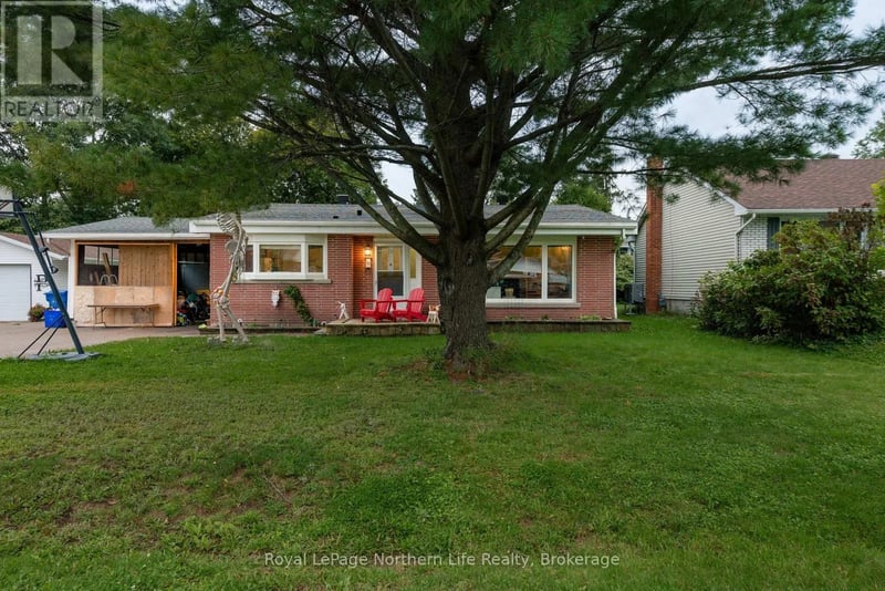 763 Eastwood Avenue, North Bay (Widdifield), Ontario, P1B7V4, North Bay (Widdifield), Ontario — photo 1 of 5