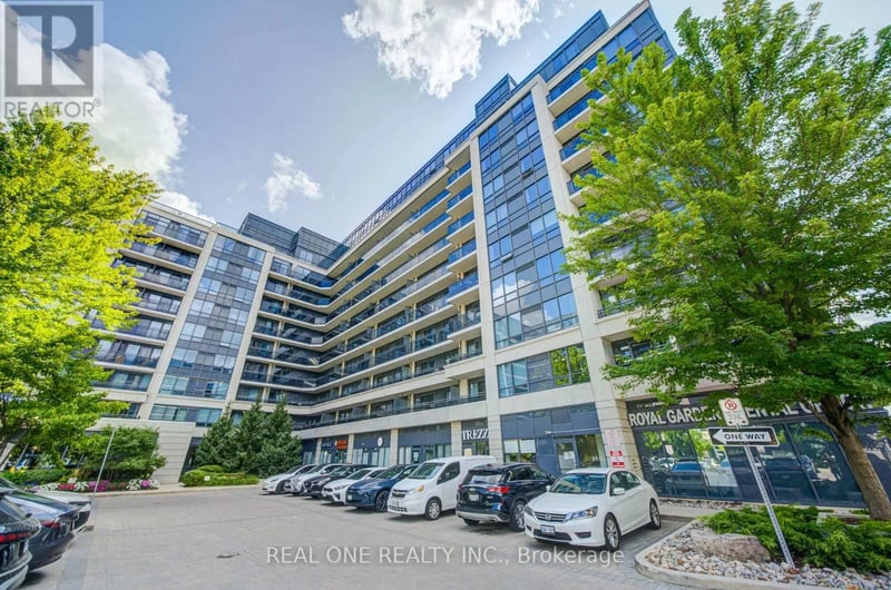 #707 372 Highway 7 E Way, Richmond Hill (Doncrest), Ontario, L4B0C6, Richmond Hill (Doncrest), Ontario — photo 1 of 5