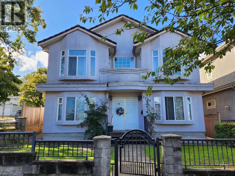 35xx NORMANDY Drive, Vancouver, British Columbia, V5M2E7, Vancouver, British Columbia — photo 1 of 5