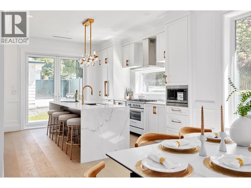 5081 CROWN Avenue, Vancouver, British Columbia, V6N2B7, Vancouver, British Columbia — photo 1 of 5
