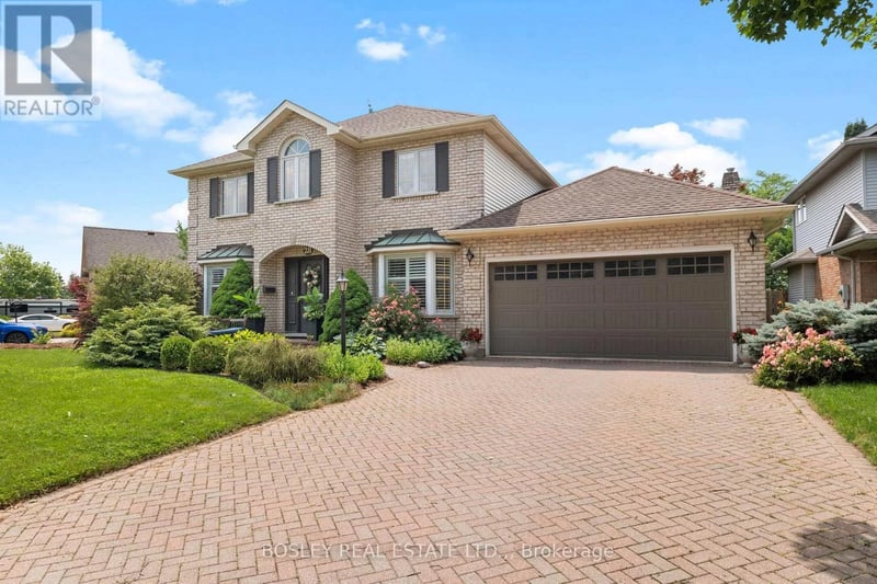 28 Arbour Glen Drive, St. Catharines (Grapeview), Ontario, L2W1B3, St. Catharines (Grapeview), Ontario — photo 1 of 5