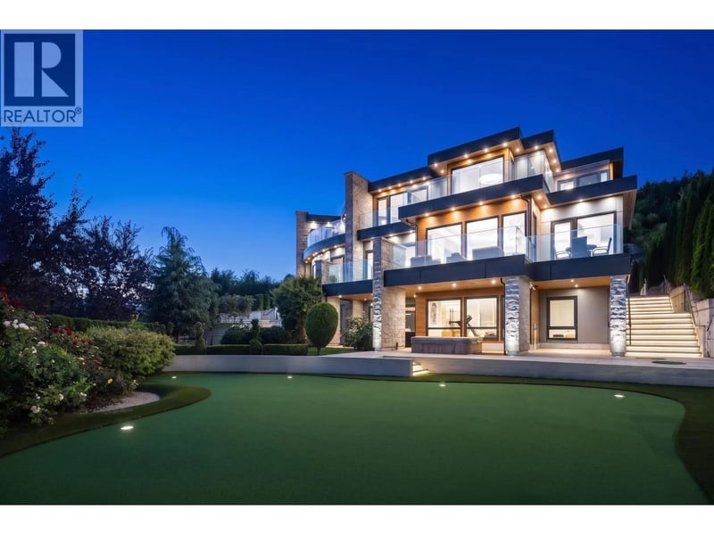 815 KING GEORGES Way, West Vancouver, British Columbia, V7S1S4, West Vancouver, British Columbia — photo 1 of 5