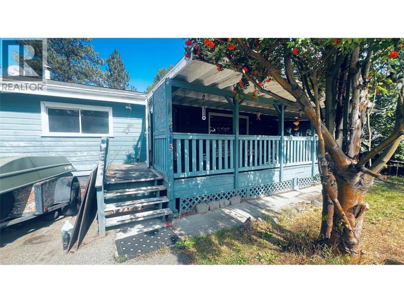 2513 IRVINE Avenue, Merritt, British Columbia, V1K1H4, Merritt, British Columbia — photo 1 of 5