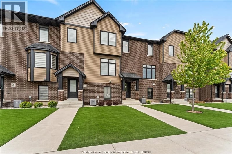 735 BROWNSTONE Road, Lakeshore, Ontario, N8K0A8, Lakeshore, Ontario — photo 1 of 5