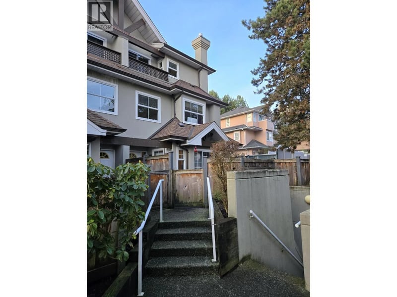 #14 7175 17TH Avenue, Burnaby, British Columbia, V3N1K8, Burnaby, British Columbia — photo 1 of 5