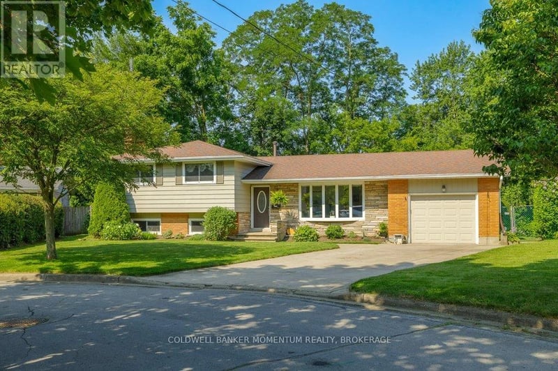 9 Heathcote Terrace, St. Catharines (Lakeshore), Ontario, L2M1K7, St. Catharines (Lakeshore), Ontario — photo 1 of 5