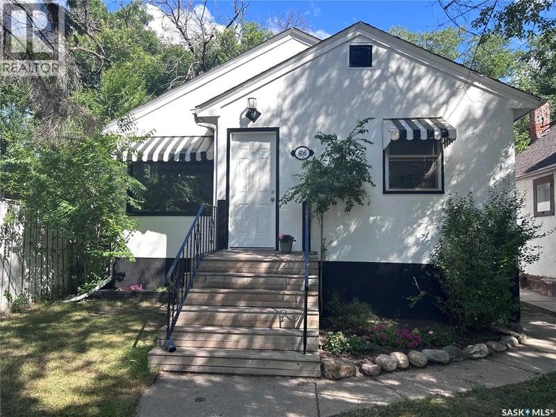 606 Balmoral STREET, Saskatoon, Saskatchewan, S7K0Y7, Saskatoon, Saskatchewan — photo 1 of 5
