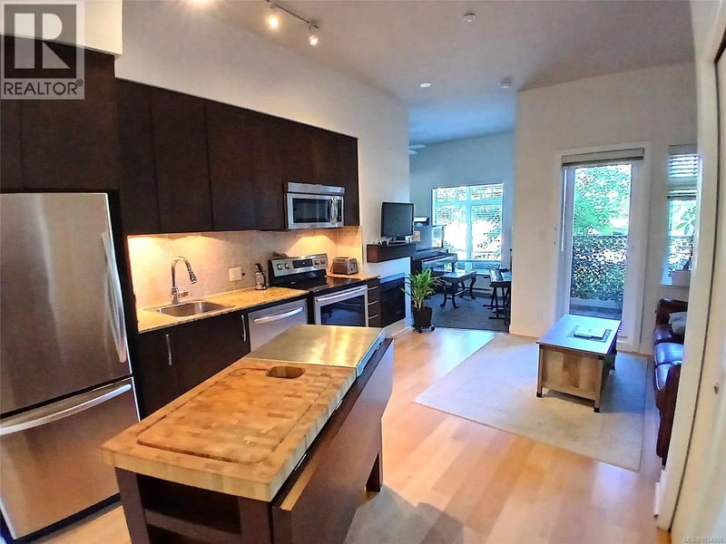 #119 1395 Bear Mountain Parkway, Langford, British Columbia, V9B0E1, Langford, British Columbia — photo 1 of 5