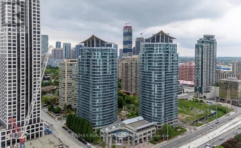 #1010 33 Elm Drive East, Mississauga (City Centre), Ontario, L5B4M2, Mississauga (City Centre), Ontario — photo 1 of 5
