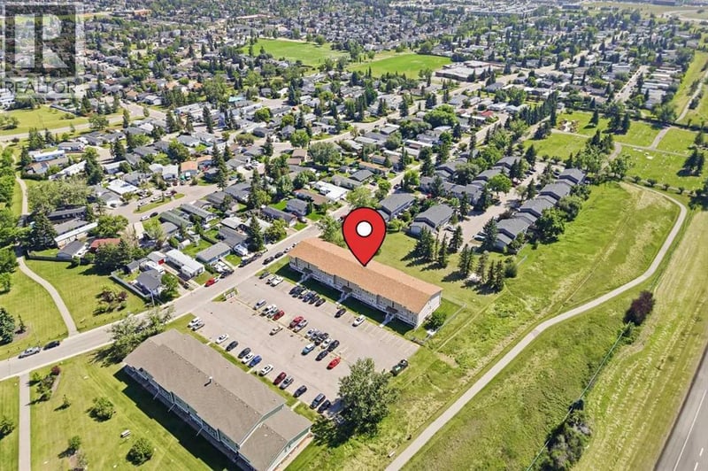 101 Big Hill Way Southeast, Airdrie, Alberta, T4A1Z7, Airdrie, Alberta — photo 1 of 5