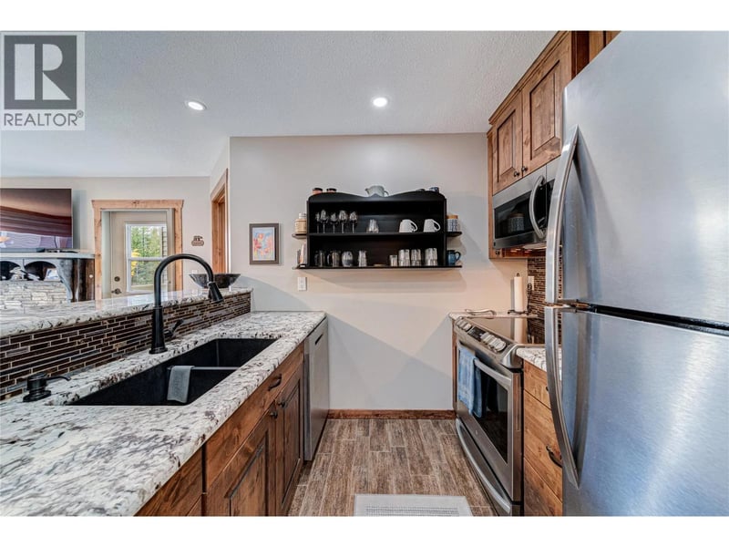 #221 4559 Timberline Crescent, Fernie, British Columbia, V0B1M6, Fernie, British Columbia — photo 1 of 5
