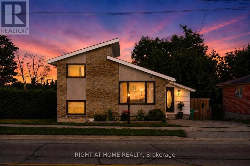 541 River Road South, Peterborough (Ashburnham Ward 4), Ontario, K9J1E6, Peterborough (Ashburnham Ward 4), Ontario — photo 1 of 5