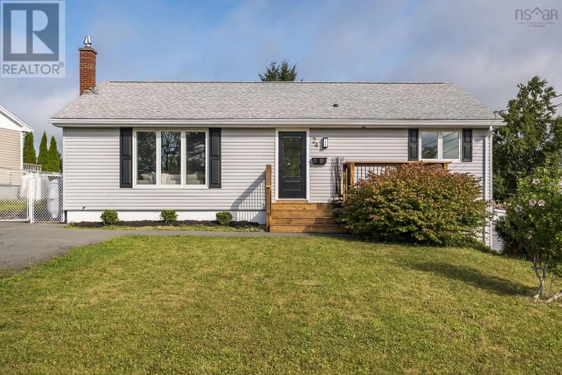 24 Gander Avenue, Lake Loon, Nova Scotia, B2W3W4, Lake Loon, Nova Scotia — photo 1 of 5