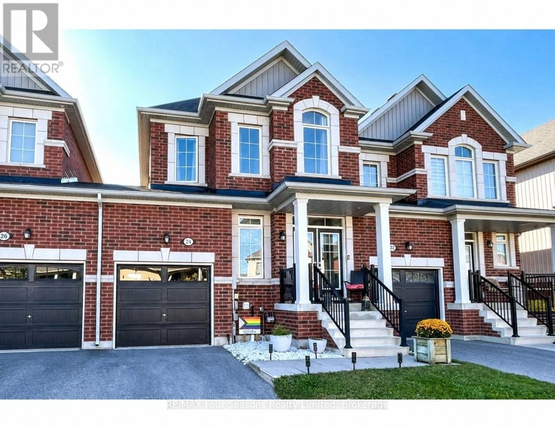 24 Barfoot Street, Collingwood, Ontario, L9Y3Y8, Collingwood, Ontario — photo 1 of 5