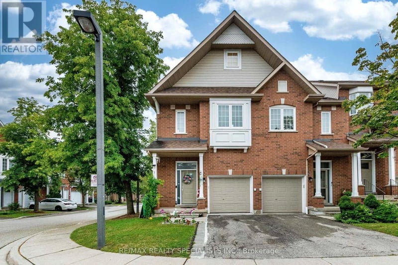 #41 1588 South Parade Court, Mississauga (East Credit), Ontario, L5M6E7, Mississauga (East Credit), Ontario — photo 1 of 5