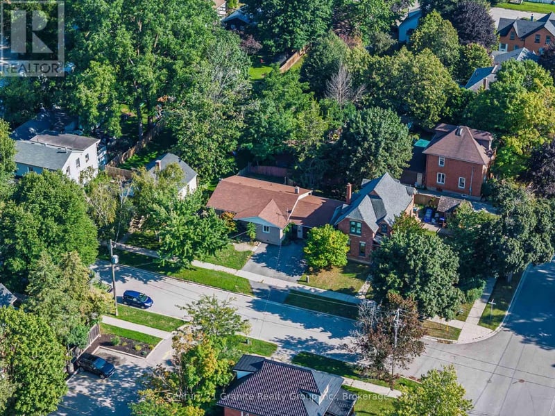 55 Wellington Street East, New Tecumseth (Alliston), Ontario, L9R1G8, New Tecumseth (Alliston), Ontario — photo 1 of 5