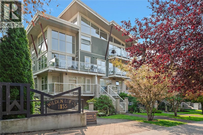 #207 1155 Yates Street, Victoria, British Columbia, V8V3N1, Victoria, British Columbia — photo 1 of 5