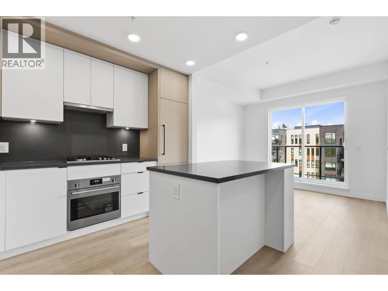 #504 2268 BROADWAY, Vancouver, British Columbia, V5N0L2, Vancouver, British Columbia — photo 1 of 5