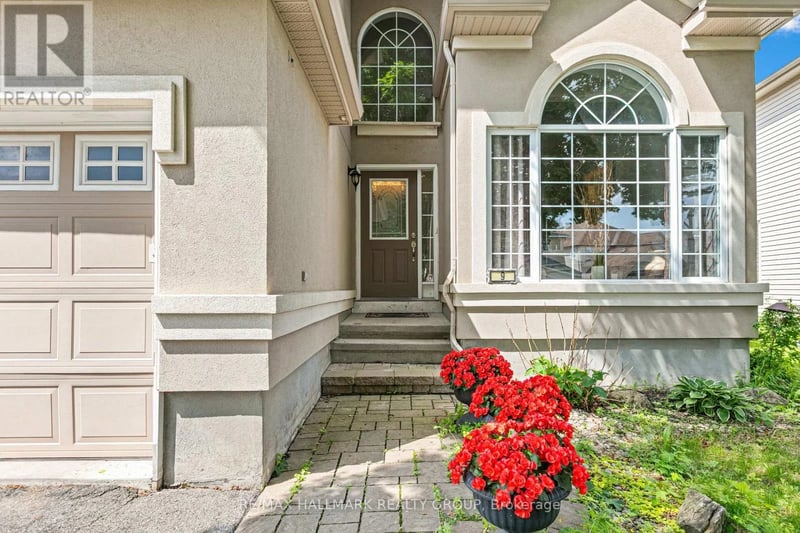 9 Blackshire Circle, Ottawa, Ontario, K2J5L8, Ottawa, Ontario — photo 1 of 5