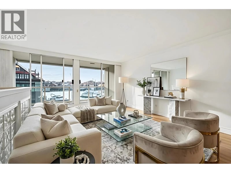 #205 1600 HOWE Street, Vancouver, British Columbia, V6Z2L9, Vancouver, British Columbia — photo 1 of 5