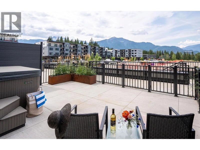 #3111 1702 Coursier Avenue, Revelstoke, British Columbia, V0E2S1, Revelstoke, British Columbia — photo 1 of 5