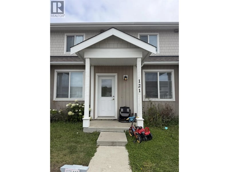 #121 10904 102 Avenue, Fort St. John, British Columbia, V1J0M3, Fort St. John, British Columbia — photo 1 of 5