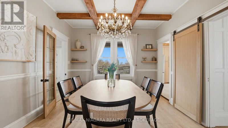 106 Colborne Street, Welland (Broadway), Ontario, L3B3P1, Welland (Broadway), Ontario — photo 1 of 5