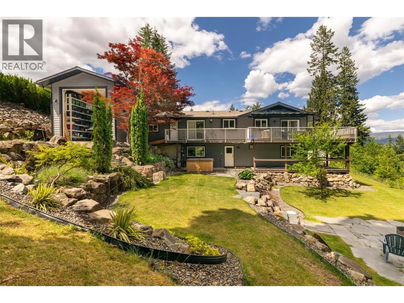 2617 Mountview Drive, Blind Bay, British Columbia, V0E1H1, Blind Bay, British Columbia — photo 1 of 5
