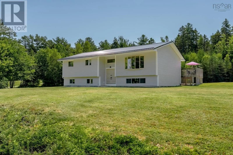 128 Middle River Road, Marriotts Cove, Nova Scotia, B0J1K0, Marriotts Cove, Nova Scotia — photo 1 of 5