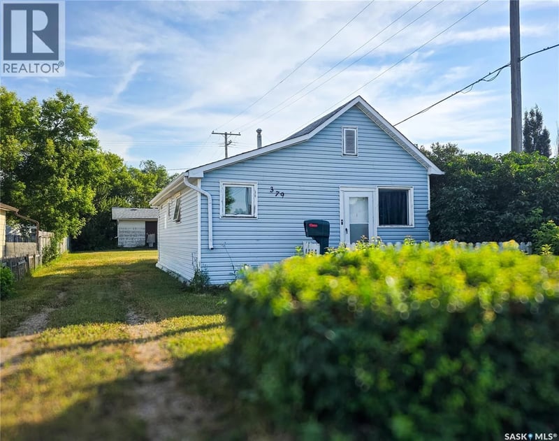 379 2nd AVENUE W, Melville, Saskatchewan, S0A2P0, Melville, Saskatchewan — photo 1 of 5
