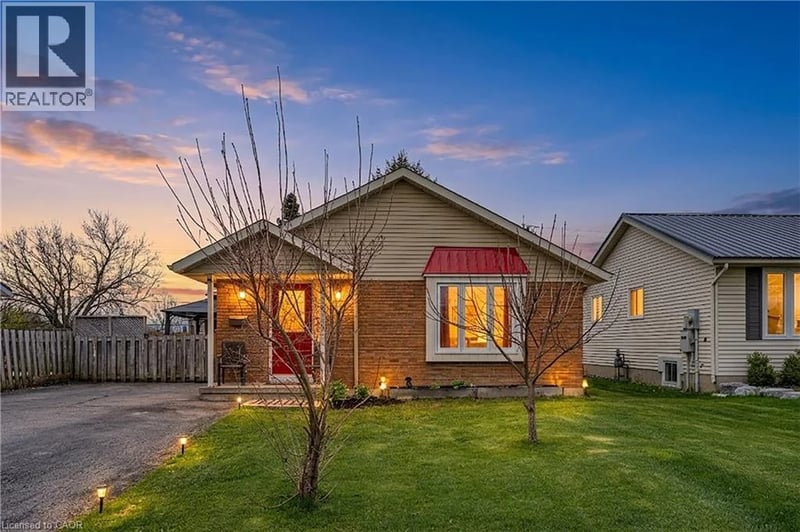 8 ABBOTT Lane, Cayuga, Ontario, N0A1E0, Cayuga, Ontario — photo 1 of 5