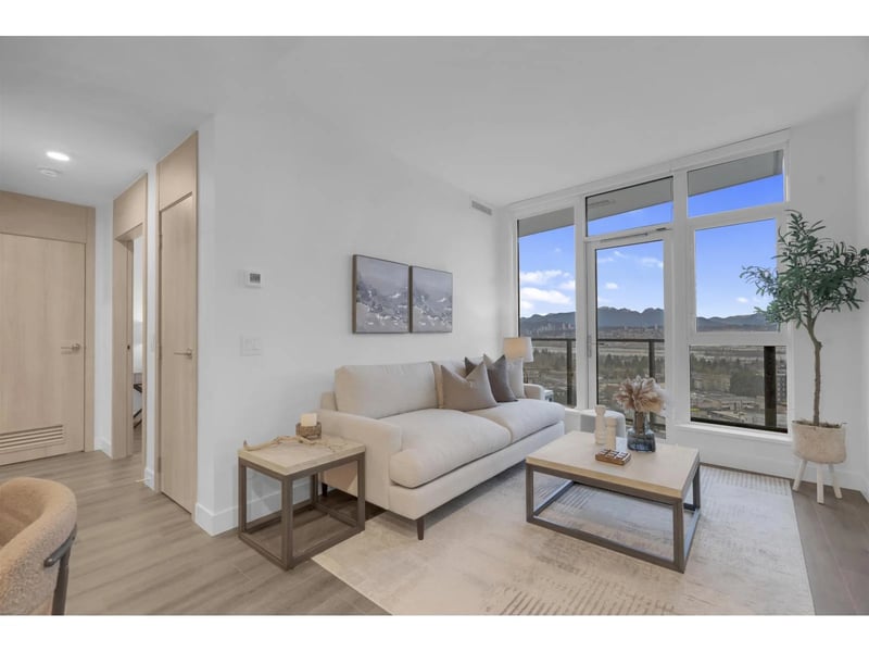 #1501 10750 135A Street, Surrey, British Columbia, V3T0V4, Surrey, British Columbia — photo 1 of 5