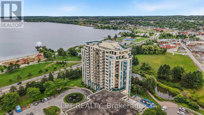 #1111 75 Ellen Street, Barrie (City Centre), Ontario, L4N7R6, Barrie (City Centre), Ontario — photo 1 of 5