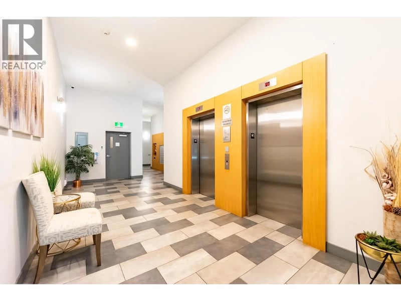 #PH27 6283 KINGSWAY, Burnaby, British Columbia, V5J0H3, Burnaby, British Columbia — photo 1 of 5