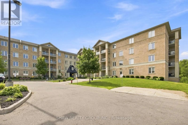 #423 1077 Gordon Street, Guelph (Kortright West), Ontario, N1G0E3, Guelph (Kortright West), Ontario — photo 1 of 5