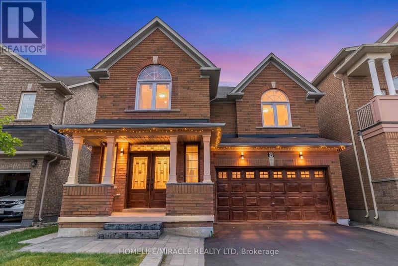 9 Gamson Crescent, Brampton (Sandringham-Wellington), Ontario, L6R0V7, Brampton (Sandringham-Wellington), Ontario — photo 1 of 5