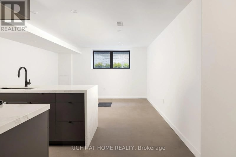 #Unit #4 86 Lansdowne Avenue, Toronto (Roncesvalles), Ontario, M6K2V9, Toronto (Roncesvalles), Ontario — photo 1 of 5
