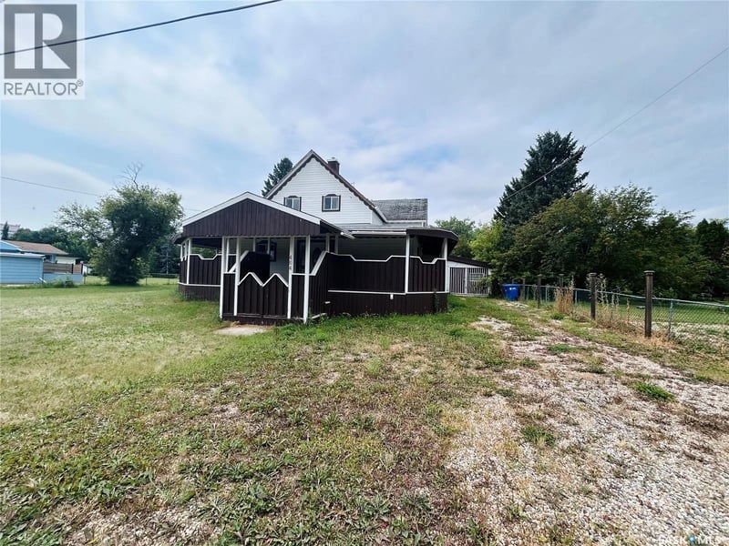 404 Stella STREET, Grenfell, Saskatchewan, S0G5L0, Grenfell, Saskatchewan — photo 1 of 5