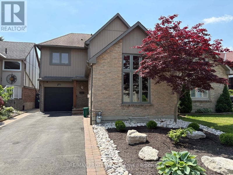 #Lower 19 Elmbrook Crescent, Toronto (Eringate-Centennial-West Deane), Ontario, M9C5B2, Toronto (Eringate-Centennial-West Deane), Ontario — photo 1 of 5