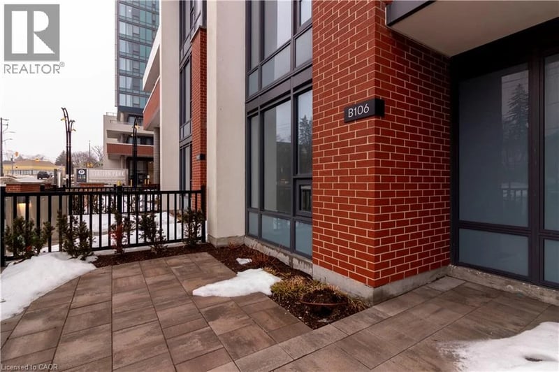 #102 15 WELLINGTON Street South, Kitchener, Ontario, N2G0E4, Kitchener, Ontario — photo 1 of 5